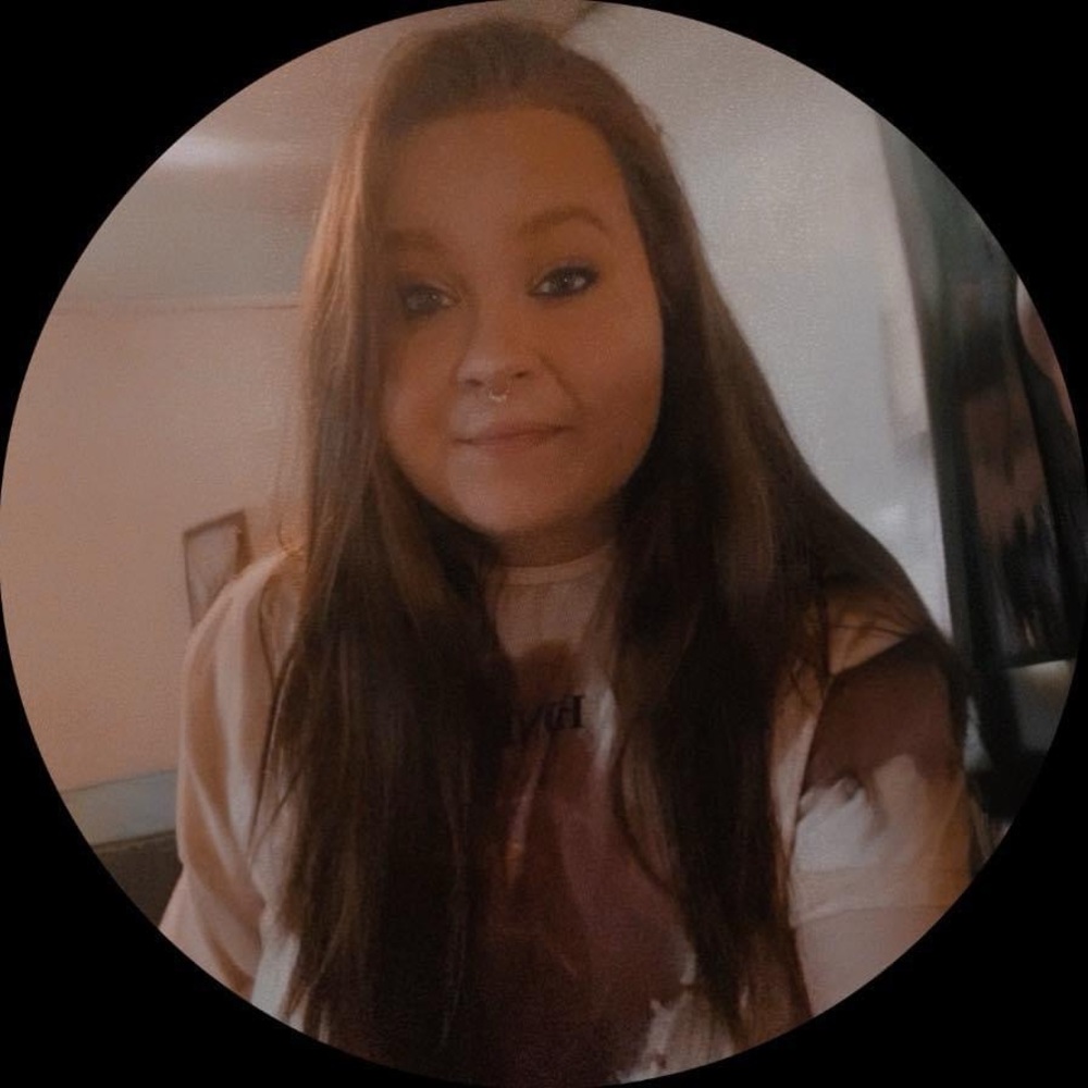 Meet your Posher, Justina